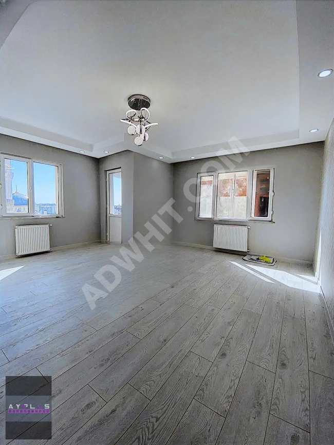 BEYLİKDÜZÜ ADNANKAHVECİ SATILIK 3/1 DAİRE