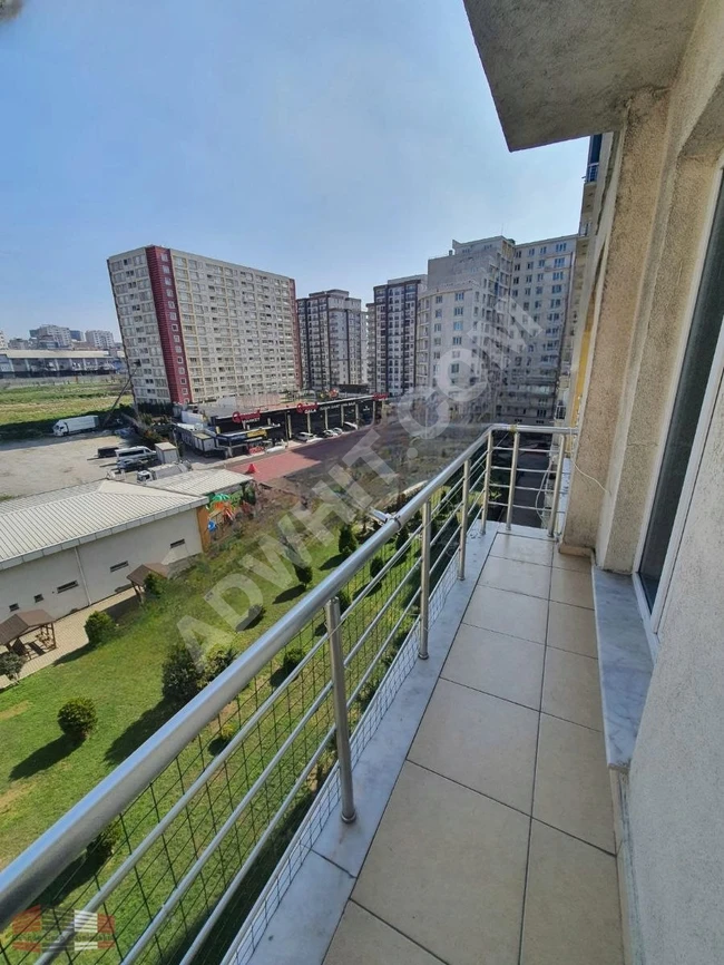 ESİLA KENT SİTESİNDE HAVUZ CEPHELİ EBEVEYN BANYOLU SATILIK 2+1