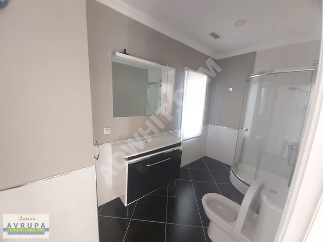 Independent villa with a private garden, ready to move in at SARAL ONATER