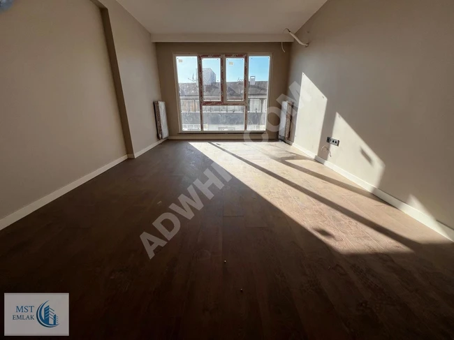 MST EMLAKTAN AKŞEMSETTİN DE SİTEİÇİ SIFIR 2+1 SATILIK DAİRE