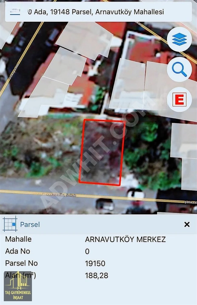 أرض بمساحة 828 متر مربع مع تصريح بناء 4 طوابق للبيع بشكل عاجل في مركز ARNAVUTKÖY، بالقرب من مركز التسوق.