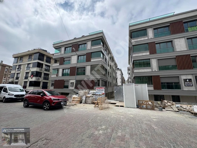 BAHÇELİEVLER SADRİALIŞIK PARKI YANI SIFIR BİNADA 3+1 117m2 3.KAT
