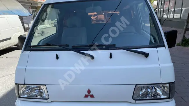 فان Mitsubishi L 300 موديل 2006 بمسافة 210 ألف كم، سيارة أصلية، فريدة بدون أي عيوب