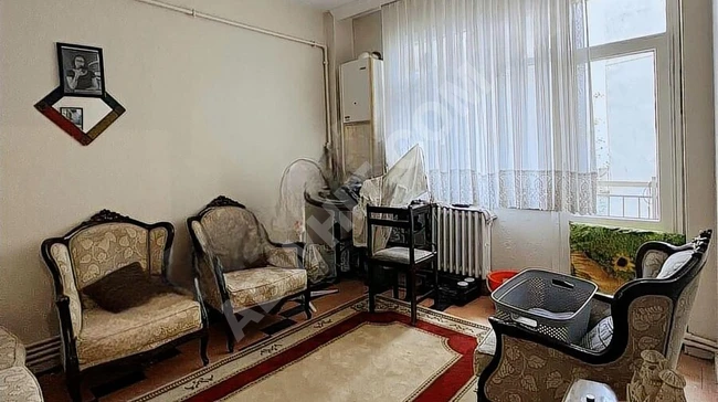 شقة 3+1 بمساحة 125 متر مربع مقابل مركز علاج فيزيائي BAHÇELİEVLER مع تصريح إسكان.