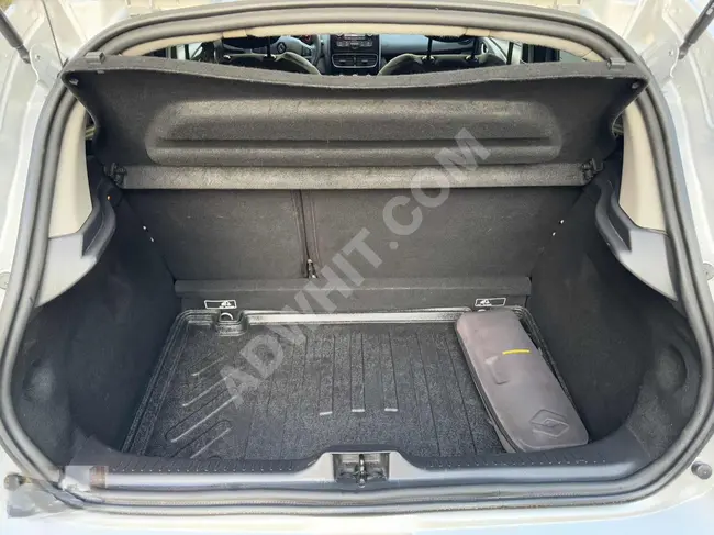 CLIO 1.5 DCI JOY car, 2017 model, new body, no parts replaced, uniquely clean and unparalleled.