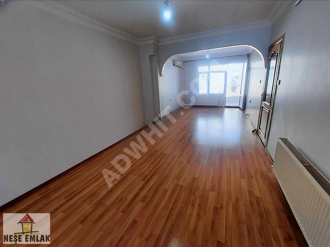 Empty apartment, middle floor, near BAĞLARBAŞI in ÜSKÜDAR İCADİYE