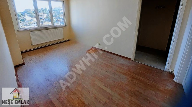 Empty apartment 2+1, fourth floor in ÜSKÜDAR İCADİYE