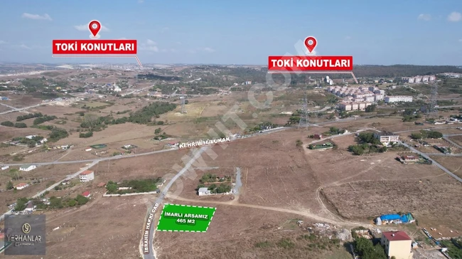 قطعة أرض بمساحة 465 متر مربع في ARNAVUTKÖY TAŞOLUK مخططة ومجزأة ومسجلة بسند ملكية واحد.