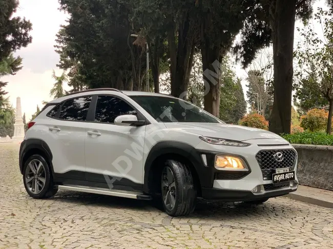 سيارة Hyundai Kona كاملة المواصفات ، أوتوماتيك 7 سرعات مع فتحة سقف بانورامية.