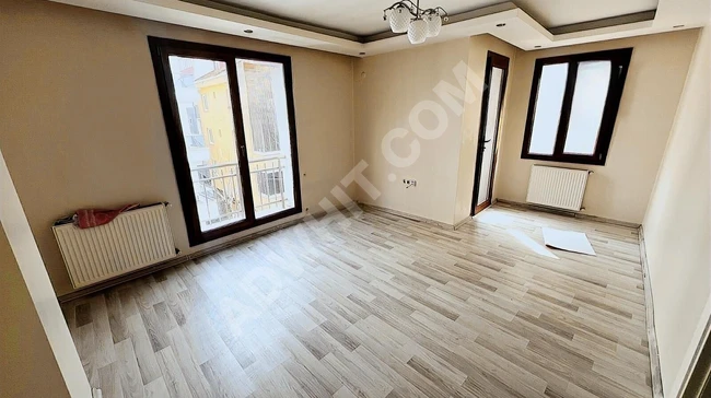 AVCILAR MERKEZ'DE 9 YILLIK BİNADA İLK EVİM KREDİSİNE UYGUN SATIL