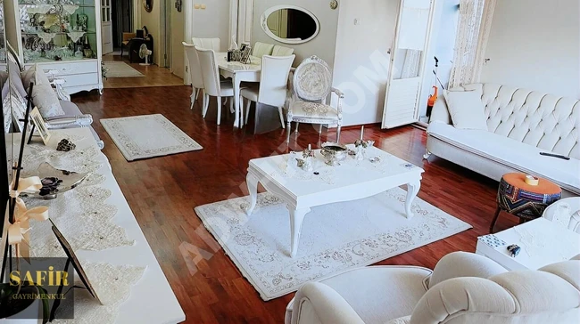 Spacious 3+1 apartment above ADNAN KAHVECİ street in BAHÇELİEVLER