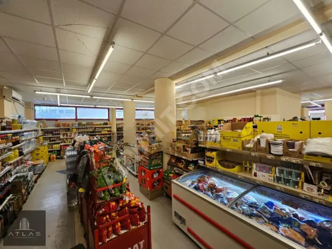 Atlas'tan, Yayla'da, Köşe Bina, 182m2, Market Kiracılı Dükkan