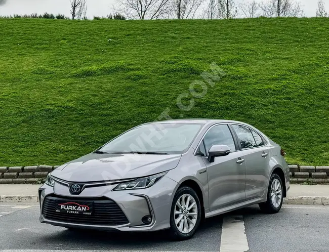 FURKAN OTO'DAN 2020 COROLLA 1.8 HYBRİD E-CVT DREAM