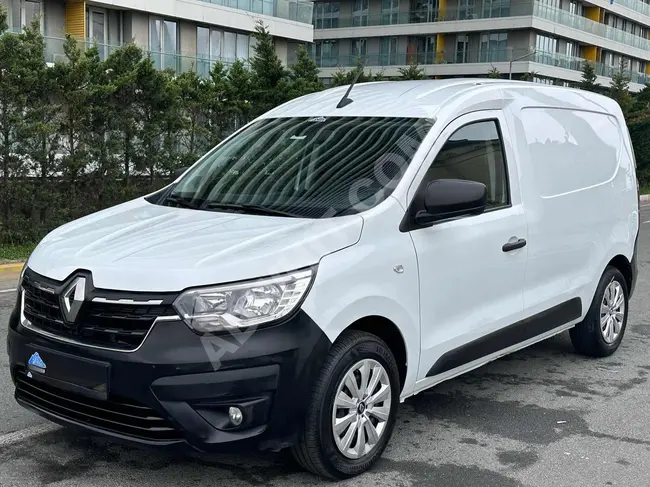 ميني فان RENAULT EXPRESS VAN 1.5 JOY موديل 2023 - قسط+شيك