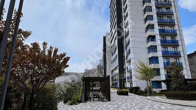 Luxury 4+1 apartment in Code Istanbul complex in Bahçelievler