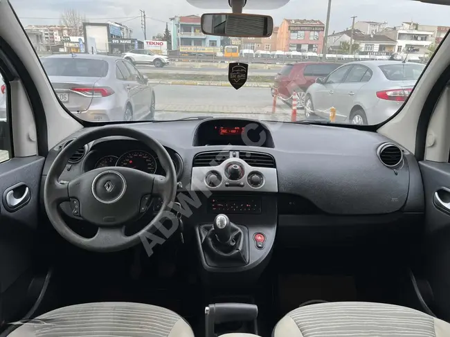 Mini van RENAULT KANGOO 1.5 diesel, fully serviced at the authorized dealer