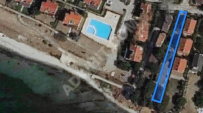 A plot of land with an area of 544 square meters directly on the sea in Marmara Ereğli.