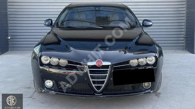 سيارة Alfa Romeo 159 إمكانية التقسيط على بطاقة الائتمان -من الداخلي بيج - بحالة جيدة - إيطالي