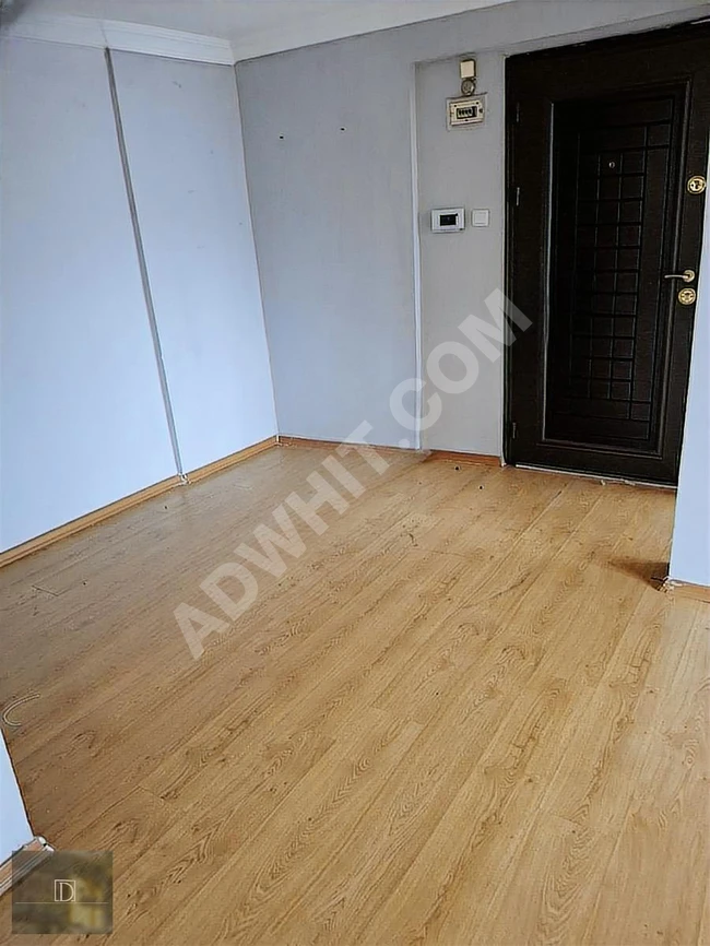 شقة إيجار 2+1 في Başakşehir مجمع Göçmen Konutları