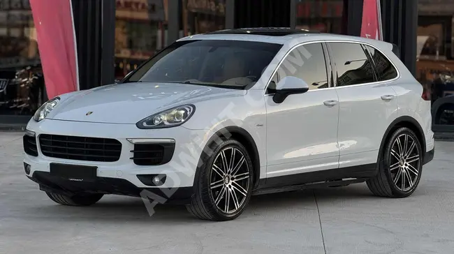 سيارة PORHCE CAYENNE 3.0 موديل 2015 ديزل من الوكالة