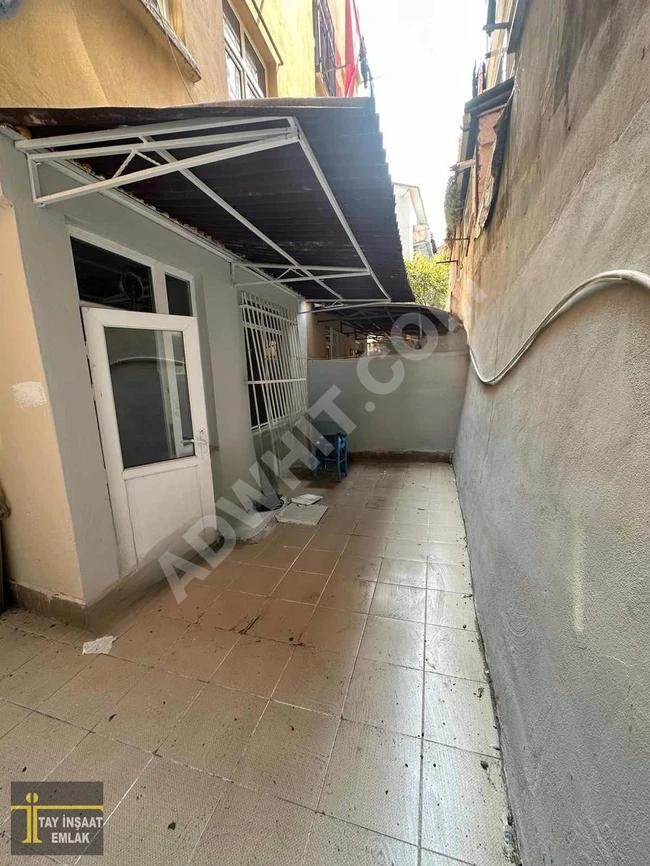 شقة 1+1 مع حديقة مناسبة للاستثمار للبيع في KOCAMUSTAFAPAŞA
