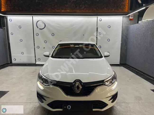 سيارة RENAULT MEGANE 1.3 TCE موديل 2021 - 1.59 قرض - شامل 20% ضريبة القيمة المضافة.