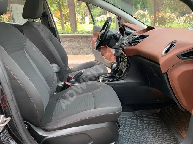 سيارة Fiesta 1.6 Titanium الأعلى المجهزة أوتوماتيكياً بدون مصاريف