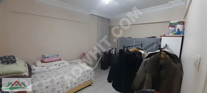 Apartment for sale within the complex, ground floor entrance, 2+1, 90 square meters, parking and garden in Kocamustafapaşa.