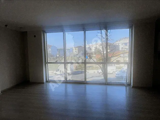 ARNAVUTKÖY KAYMAKAMLIĞA YÜRÜME MESAFESİNDE ANA CADDE ÜZERİ OFİS
