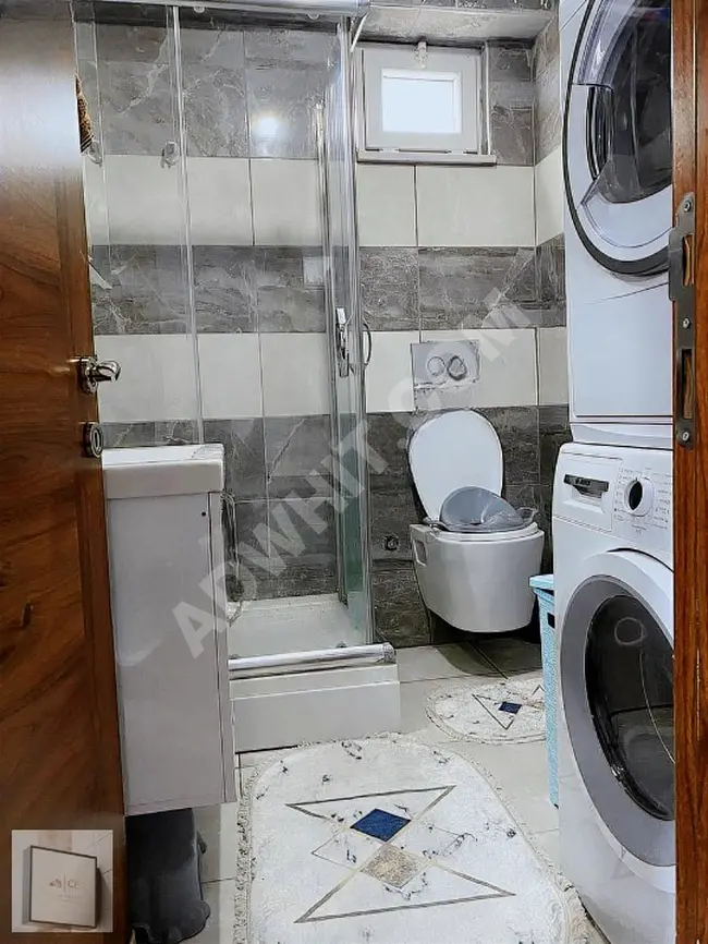 شقة 2+1 قانونية مع تصريح سكن للبيع في حي Gebze MimarSinan في الطابق الأوسط