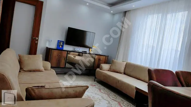 شقة 2+1 قانونية مع تصريح سكن للبيع في حي Gebze MimarSinan في الطابق الأوسط