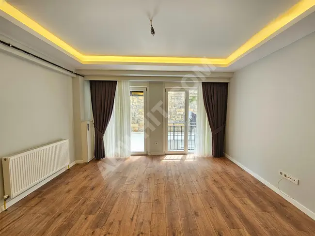 Parlak ^ tan Üsküdar Salacak ' da 1+1 Bahçeli Keyifli Daire