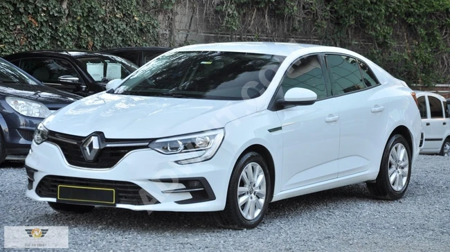2021 RENAULT MEGANE (senetle taksitlendirme seçeneğimiz vardır)