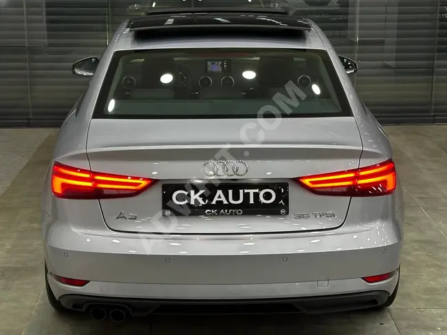 A3 SEDAN 35 TFSI DYNAMIC car, 2020 model, with 93,000 km mileage and a panoramic roof.
