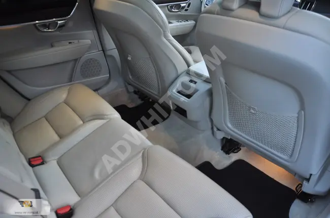 2020 VOLVO V90 CROSS (senetle taksitlendirme seçeneğimiz vardır)