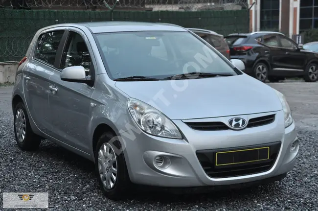 2011 HYUNDAI İ 20 (senetle taksitlendirme seçeneğimiz vardır)