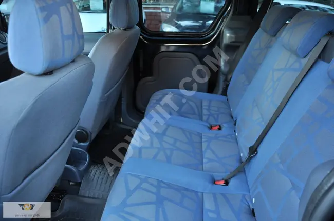 2012 FORD CONNECT ( senetle taksitlendirme seçeneğimiz vardır )