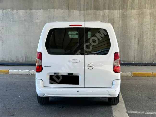 فان COMBO 1.5D ELEGANCE XL موديل 2023 أوتوماتيك بمسافة 40 الف كم دون عيوب