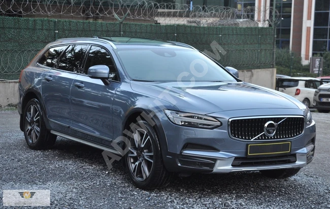 2020 VOLVO V90 CROSS (senetle taksitlendirme seçeneğimiz vardır)