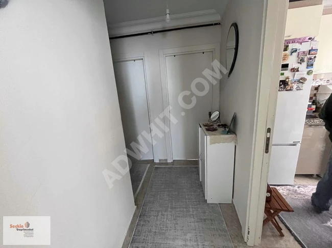 MALTEPE ZÜMRÜTEVLERDE GENÇ BİNADA OTOPARKLI 2+1 8KAT FERAH DAİRE