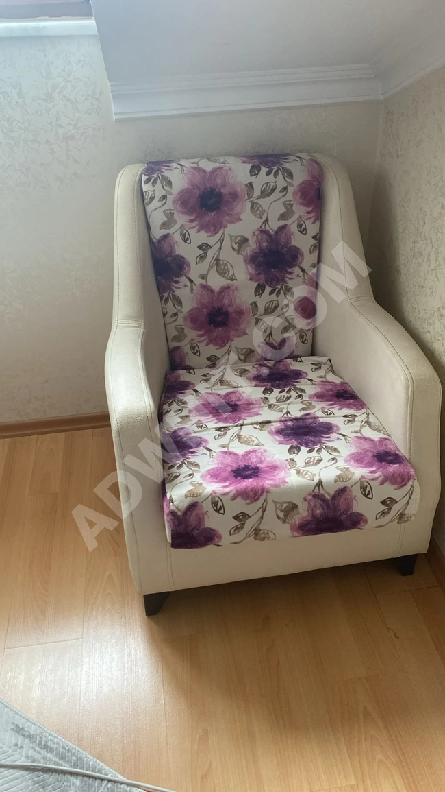 طقم كنب نظيف جداً في Ümraniye