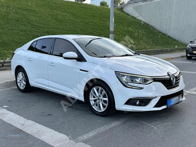 2020 Model Renault Megane 1,5 Blue DCI Toch Emsalsiz servis bakı