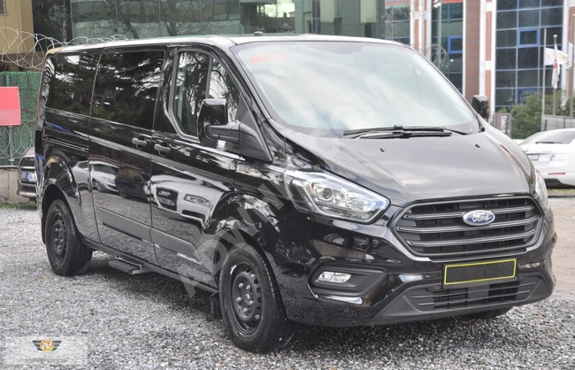 2023 TOURNEO CUSTOM (senetle taksitlendirme seçeneğimiz vardır)