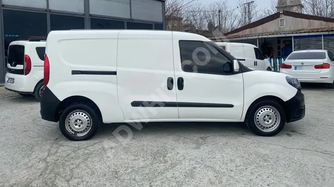 Mini Van 1.6 M.JET DOBLO MAXI 2+1, model 2022 - Available in installments with a promissory note, 1.89% interest on the loan.