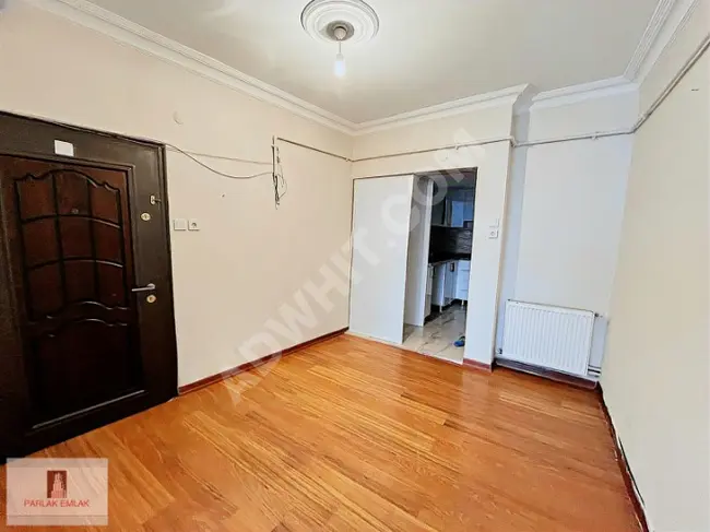 PARLAK'tan MERKEZ^e YAKIN 2+1 GENİŞ İÇİ BAKIMLI ARA KAT DAİRE***
