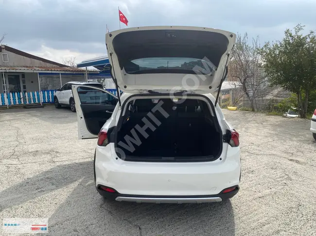 ERLER 2023 EGEA CROSS 1.4 95HP 15.700KM %60 PEŞİN 12 AY SENET