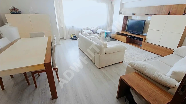 4. LEVENT EMNİYETEVLERİNDE METROYA 3DK ARA KAT 3+1 SATILIK DAİRE