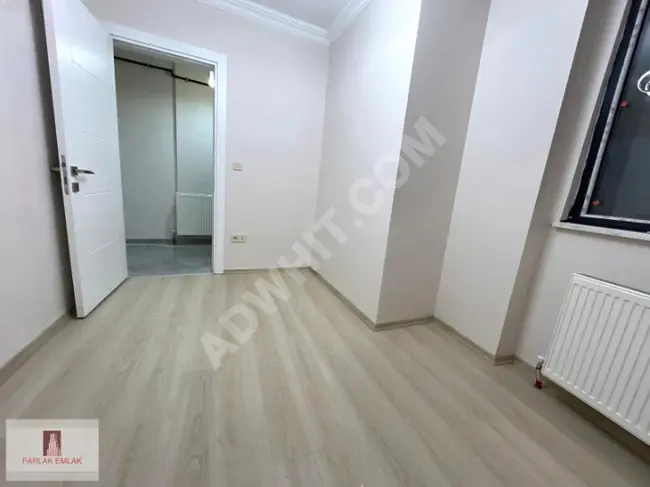 PARLAK'tan ÜSKÜDAR TAM MERKEZ^de 2+1 SIFIR BİNADA ARA KAT DAİRE^