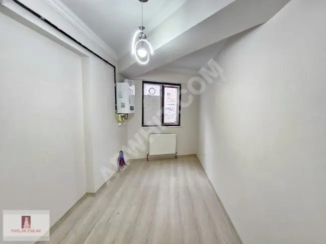 üsküdar meydanda sıfır binada acil satılık 2+1 arakat daire