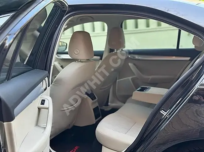سيارة SKODA OCTAVİA-1.6 TDI DSG موديل 2015 - صيانة وكيل -بدون تغيير -داخلي أسود بيج